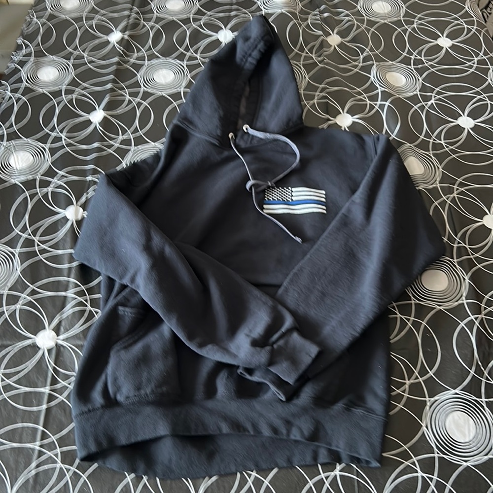 Thin blue line sweatshirt size medium